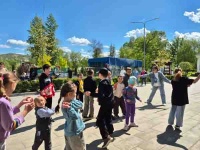 В городском парке состоялась развлекательно-игровая программа «Ура, игра!»