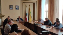Глава Вольского муниципального района Сергей Сафонов провел совещание с представителями Общественной палаты, экологическими активистами и собственниками лодочных стоянок